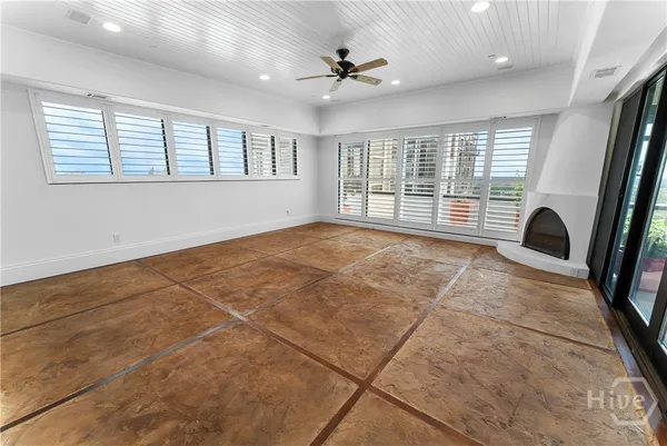 $3,500,000 | 300 Bull Street, Unit 704, Savannah, GA 31401