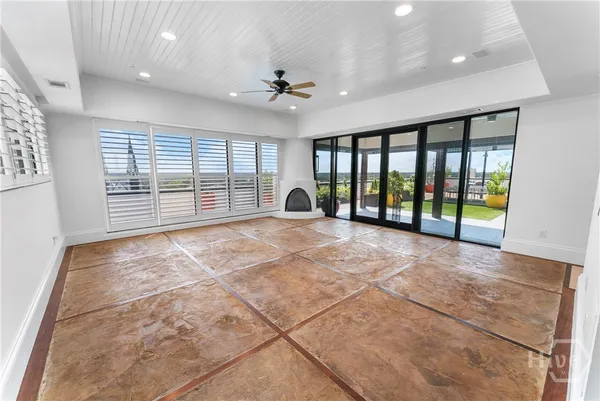 $3,500,000 | 300 Bull Street, Unit 704, Savannah, GA 31401