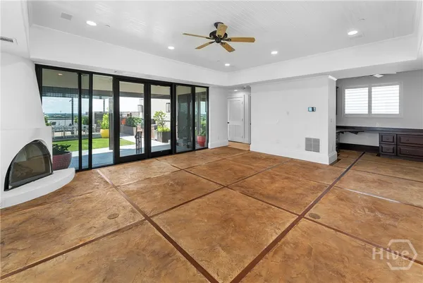 $3,500,000 | 300 Bull Street, Unit 704, Savannah, GA 31401