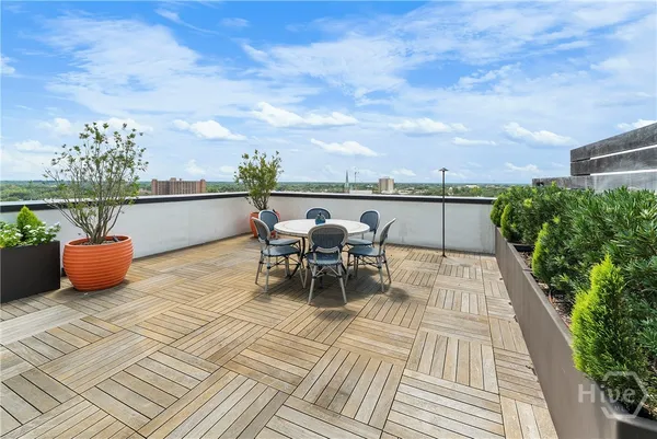 $3,500,000 | 300 Bull Street, Unit 704, Savannah, GA 31401