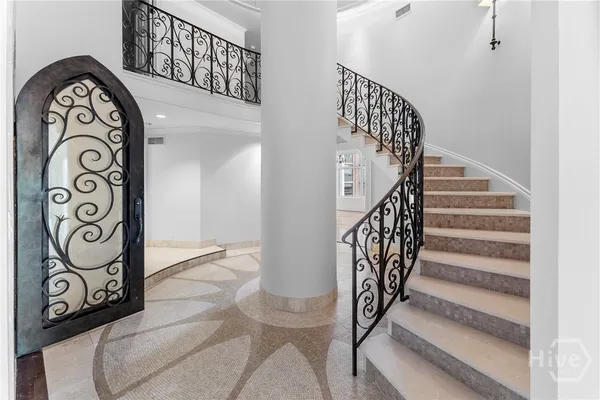 $3,500,000 | 300 Bull Street, Unit 704, Savannah, GA 31401