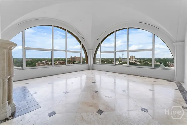 $3,500,000 | 300 Bull Street, Unit 704, Savannah, GA 31401
