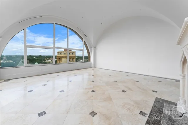 $3,950,000 | 300 Bull Street, Unit 704, Savannah, GA 31401