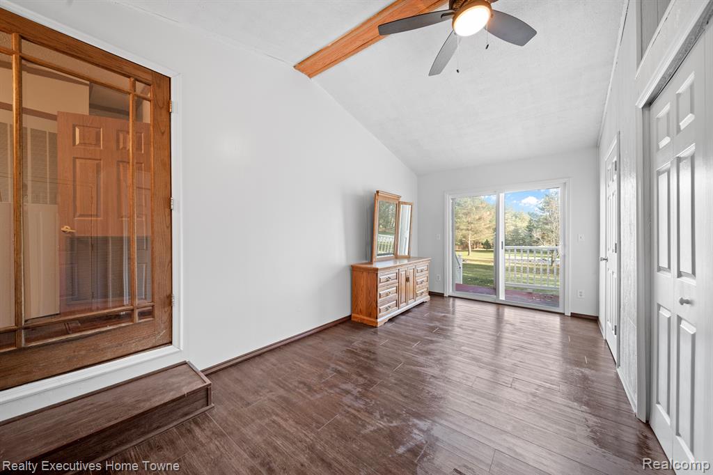 6536 State Road Fort Gratiot, MI 48059 - Photo 23 of 28