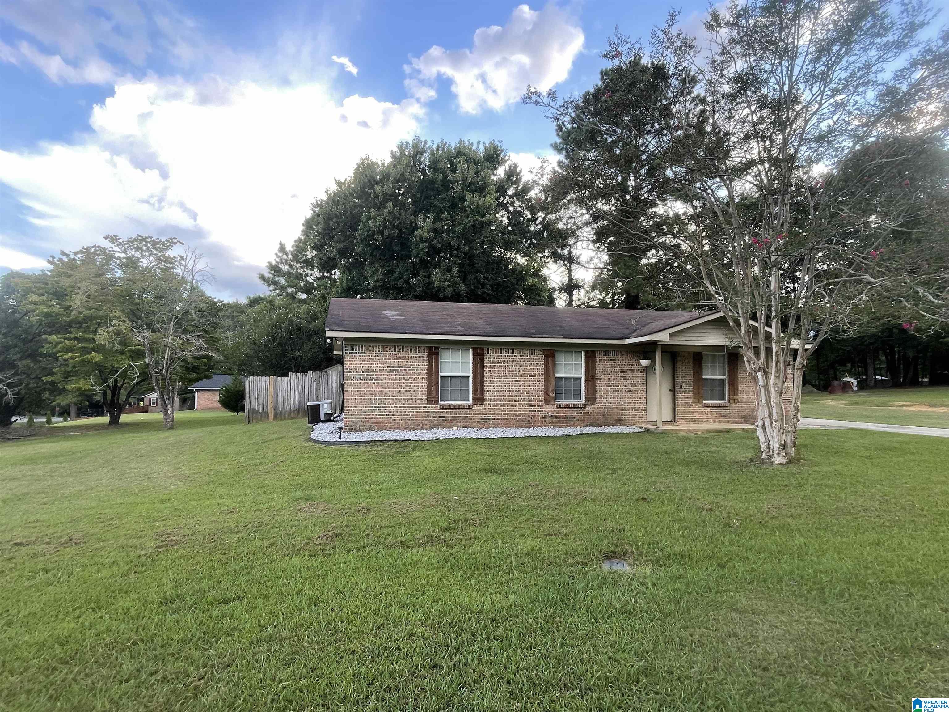 205 Elson Avenue Clanton, AL 35045 - Photo 6 of 29