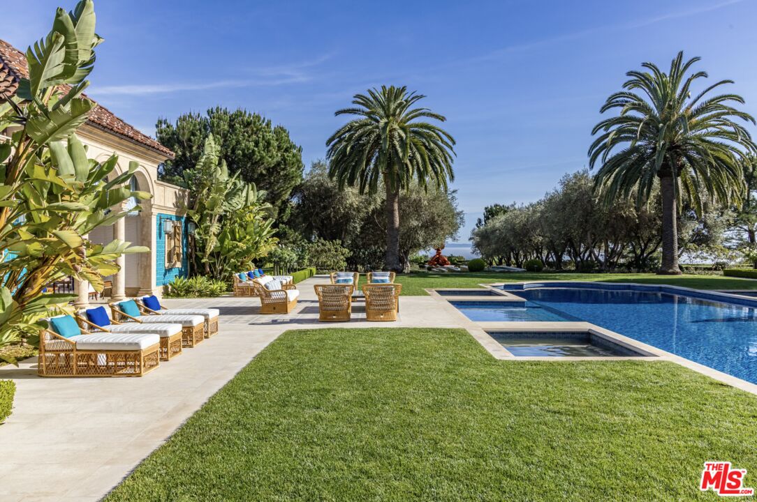 11201 Chalon Road Los Angeles, CA 90077 - Photo 17 of 65