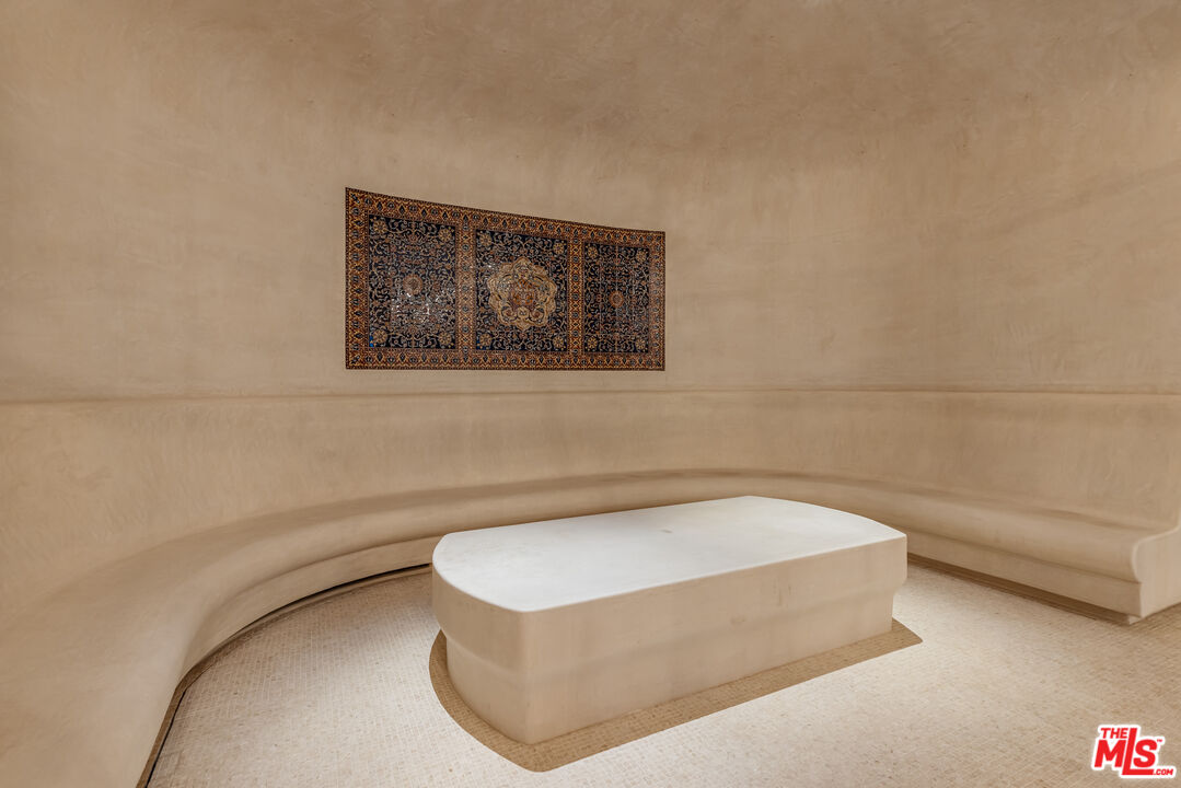 11201 Chalon Road Los Angeles, CA 90077 - Photo 33 of 65