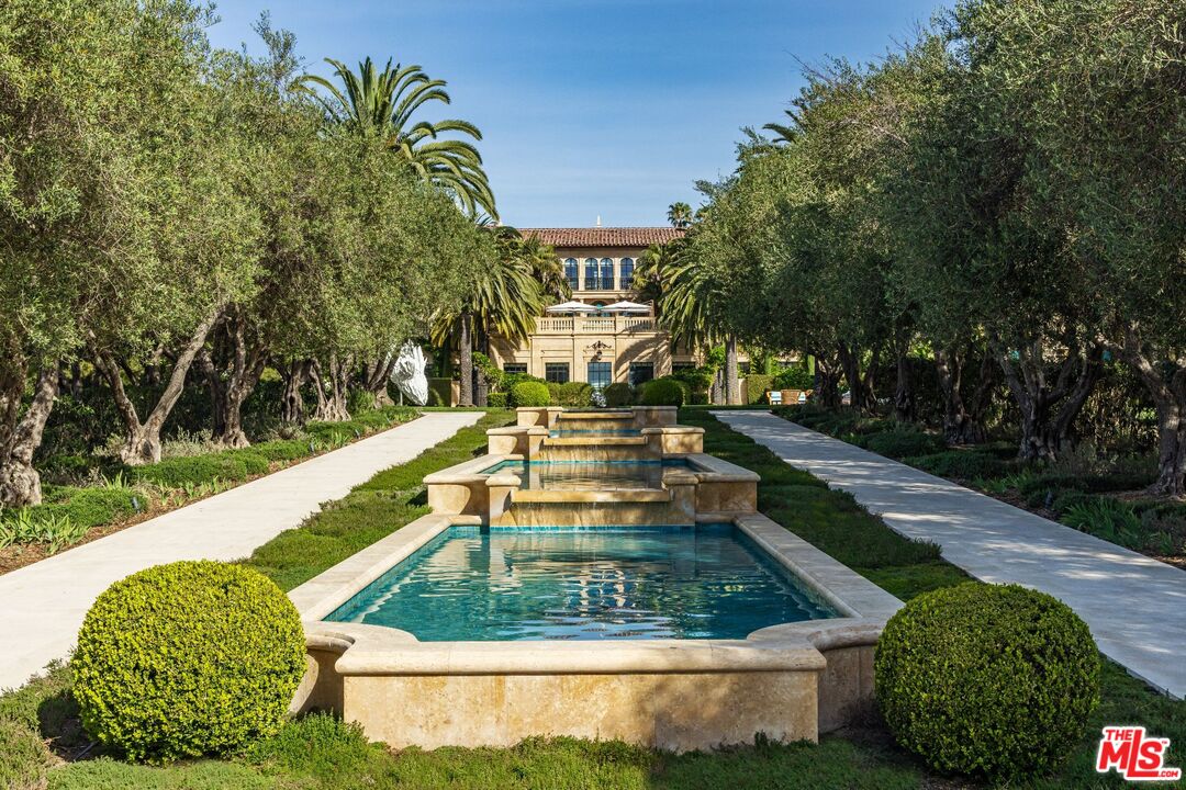 11201 Chalon Road Los Angeles, CA 90077 - Photo 6 of 65