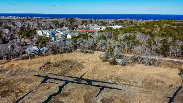 $777,000 | 566 Route 6A, East Sandwich, MA 02537