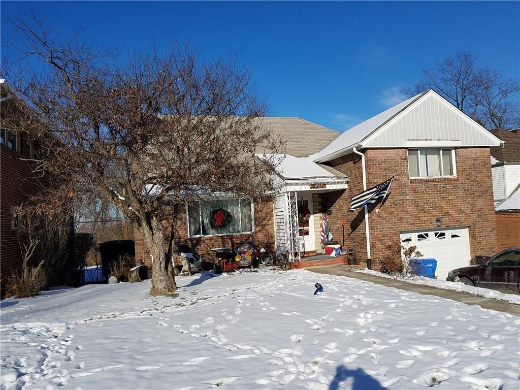 2040 Rockfield Road Pittsburgh, PA 15243 - Photo 1 of 10 Level yard entry with flat front and back yard