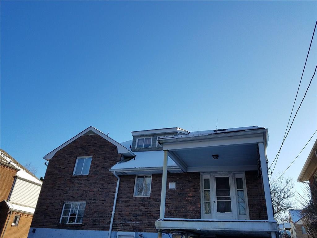 2040 Rockfield Road Pittsburgh, PA 15243 - Photo 2 of 10 Porch off dining room