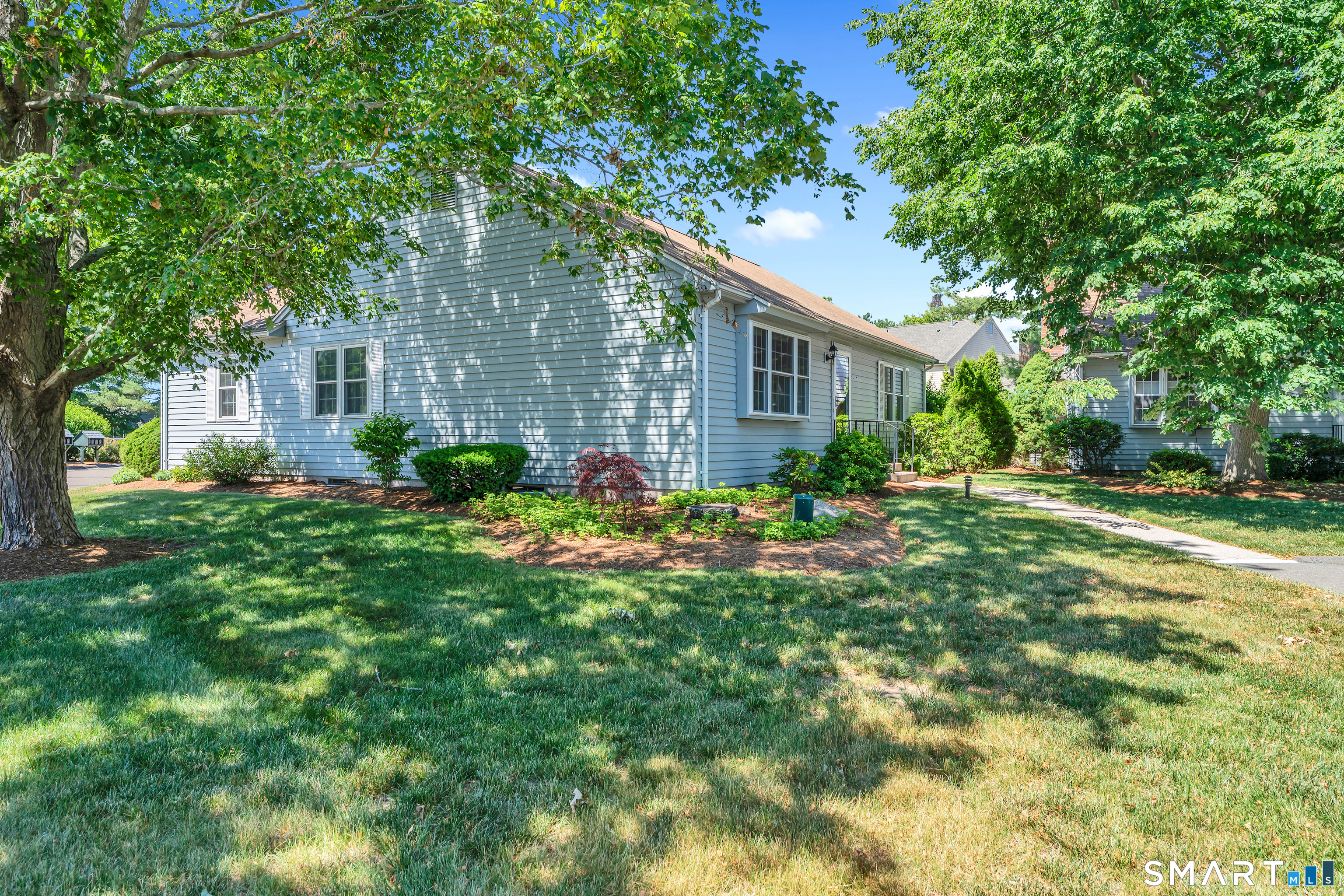 28 Downing Way, Unit 28 Madison, CT 06443 - Photo 3 of 30