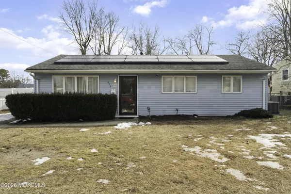 $435,000 | 406 Applegate Avenue, Toms River, NJ 08757
