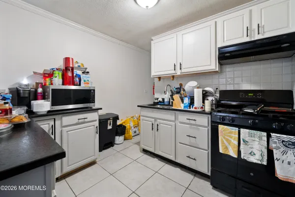 $435,000 | 406 Applegate Avenue, Toms River, NJ 08757