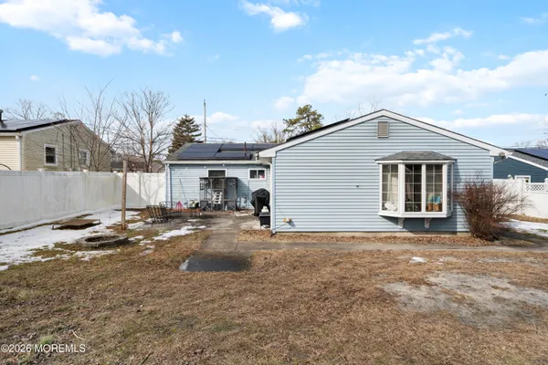 $435,000 | 406 Applegate Avenue, Toms River, NJ 08757