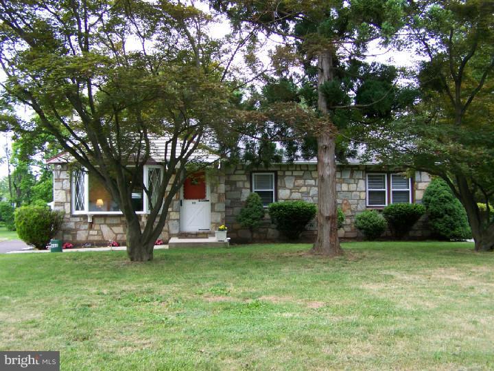 611 Cowpath Road Hatfield, PA 19440 - Photo 1 of 14 Exterior Front