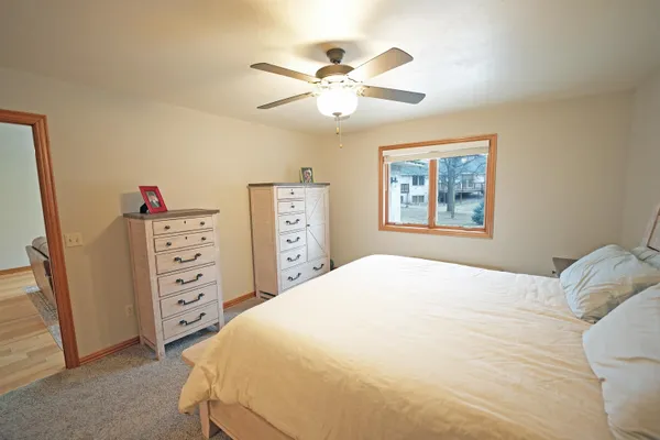 $419,900 | 1064 Coronado Court, Hobart, WI 54155