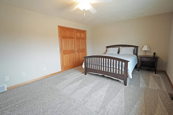 $419,900 | 1064 Coronado Court, Hobart, WI 54155
