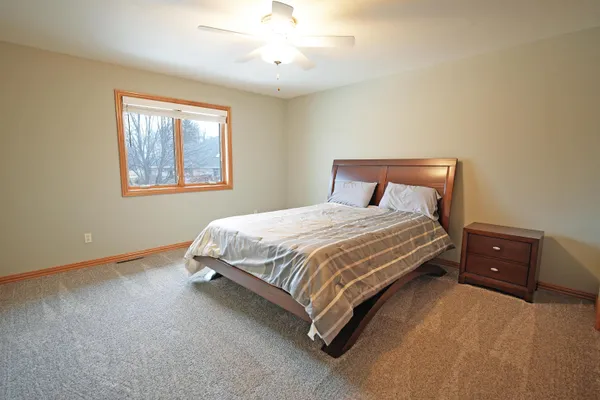 $419,900 | 1064 Coronado Court, Hobart, WI 54155