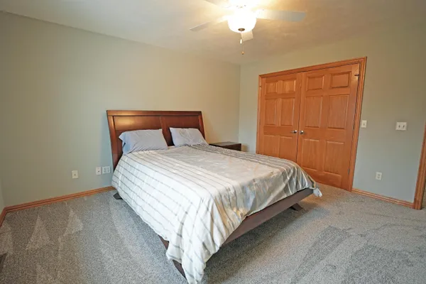 $419,900 | 1064 Coronado Court, Hobart, WI 54155