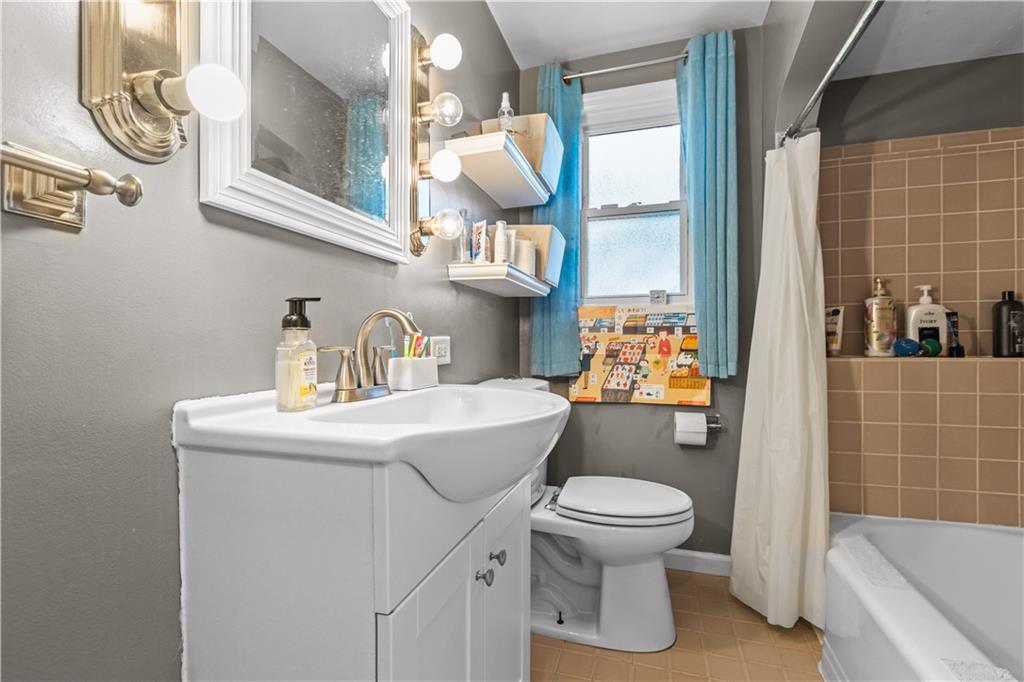 1306 Morrow Road Pittsburgh, PA 15241 - Photo 15 of 20 Gallery Image 15