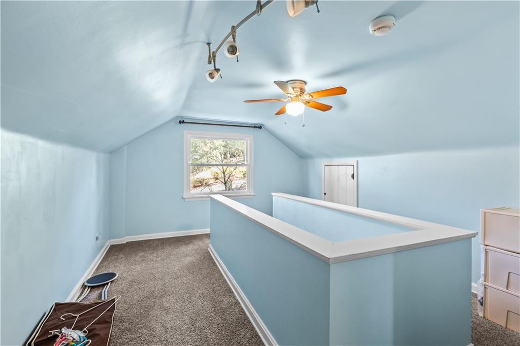 1306 Morrow Road Pittsburgh, PA 15241 - Photo 17 of 20 Gallery Image 17