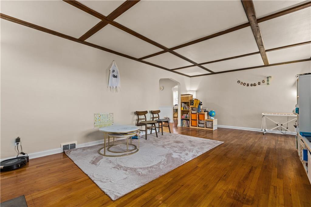 1306 Morrow Road Pittsburgh, PA 15241 - Photo 6 of 20 Gallery Image 6