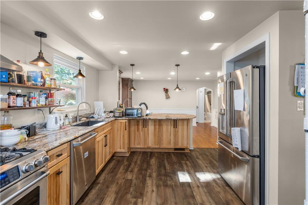 1306 Morrow Road Pittsburgh, PA 15241 - Photo 10 of 20 Gallery Image 10