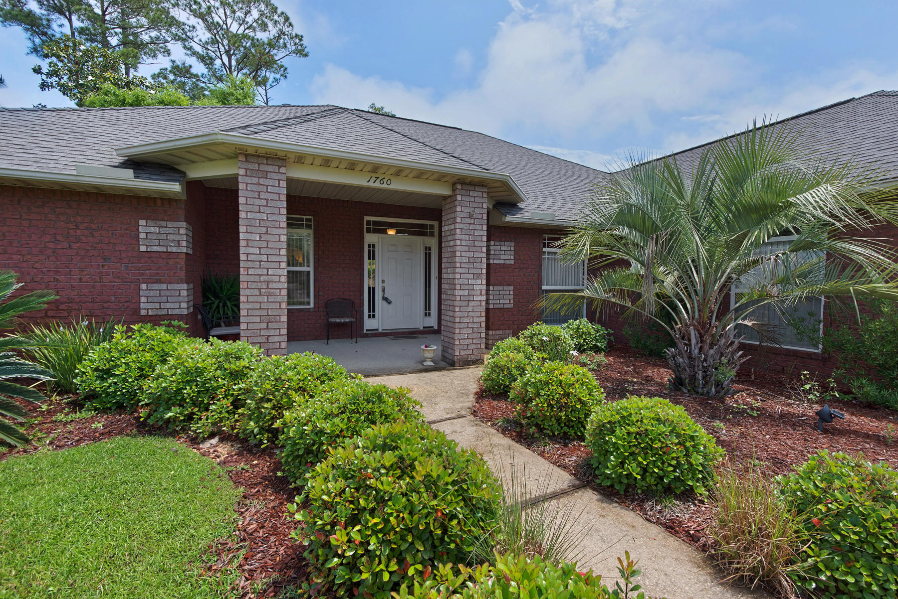 1760 Joybrook Road Navarre, FL 32566 - Photo 3 of 42 1760_Joybrook_Rd_20160422_012
