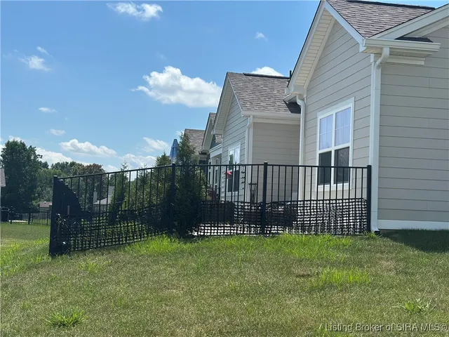 $319,999 | 4834 Ashbury Drive, New Albany, IN 47150