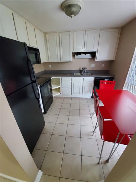 2513 Hunting Ridge Trail Bridgeville, PA 15017 - Photo 8 of 24 Gallery Image 8