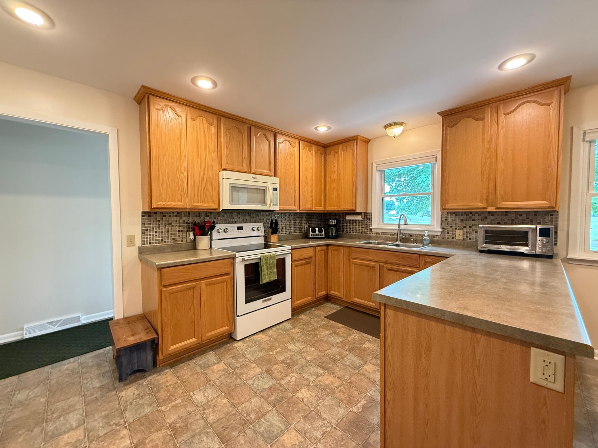 202 West 3rd Street Hayward, MN 56043 - Photo 3 of 45