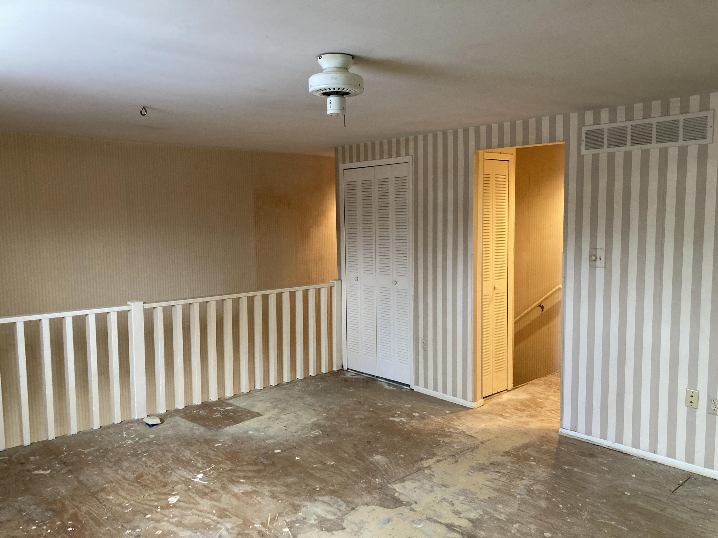 5065 Crooks Road, Unit 49 Royal Oak, MI 48073 - Photo 15 of 22 IMG_6429