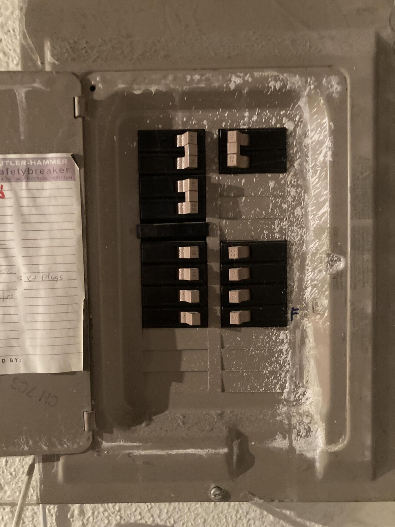 5065 Crooks Road, Unit 49 Royal Oak, MI 48073 - Photo 21 of 22 IMG_6359