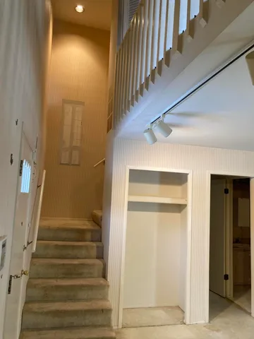 $135,000 | 5065 Crooks Road, Unit 49, Royal Oak, MI 48073