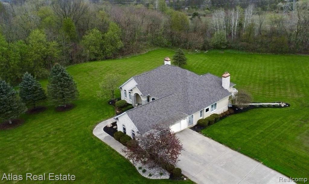 5415 Walker Road Davison, MI 48423 - Photo 9 of 55 Gallery Image 9