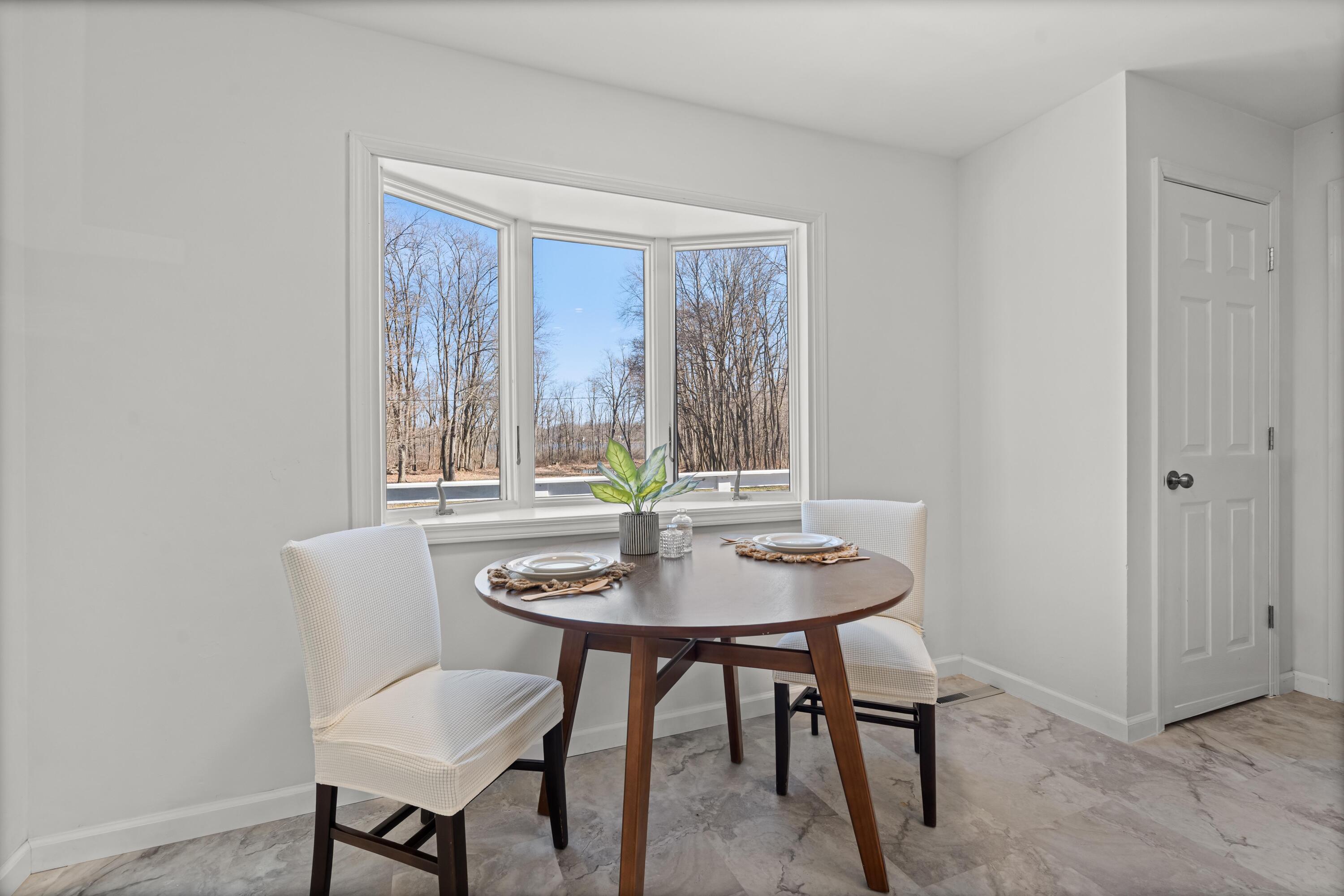 31730 Brandywine Road Gobles, MI 49055 - Photo 12 of 38 Dining Area