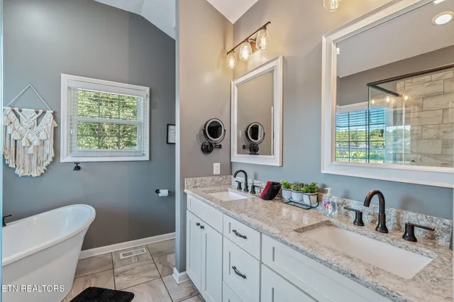 $484,900 | 7012 Westerly Winds Road, Knoxville, TN 37931