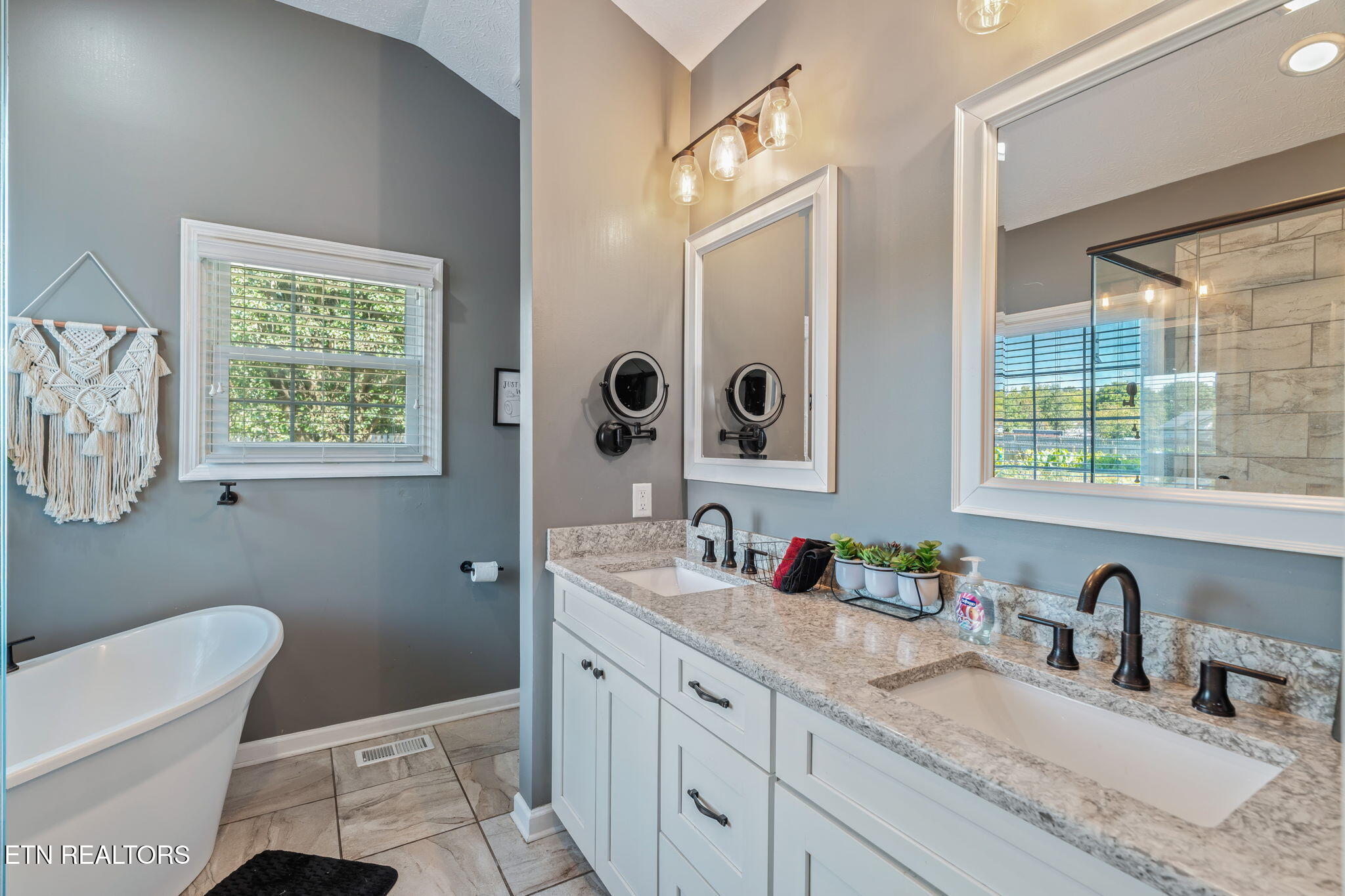 7012 Westerly Winds Road Knoxville, TN 37931 - Photo 22 of 39 26-web-or-mls-7012 Westerly Winds Road-1