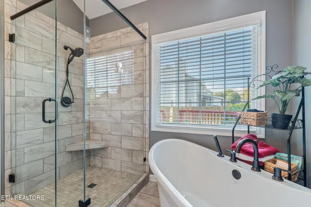 $484,900 | 7012 Westerly Winds Road, Knoxville, TN 37931