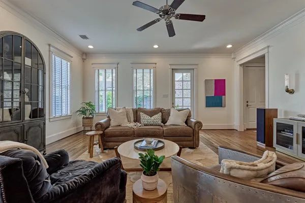 $595,000 | 7 Bowers Pine Court, Spring, TX 77389