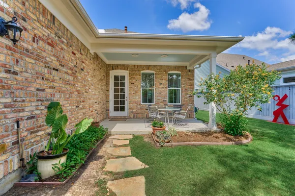 $595,000 | 7 Bowers Pine Court, Spring, TX 77389