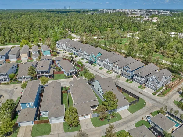 $595,000 | 7 Bowers Pine Court, Spring, TX 77389