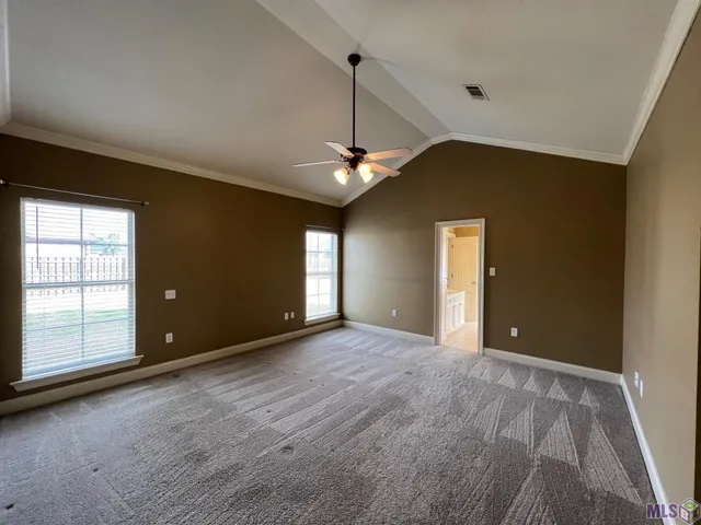 $2,300 | 6400 Pelican Crossing Drive, Gonzales, LA 70737