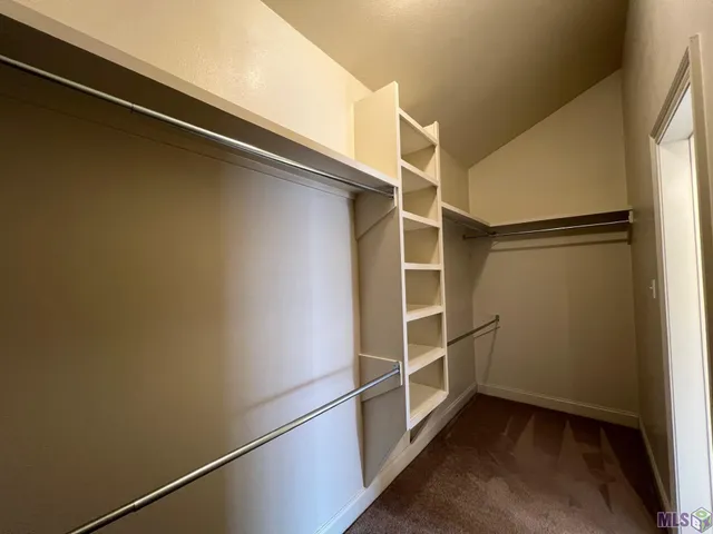 $2,300 | 6400 Pelican Crossing Drive, Gonzales, LA 70737