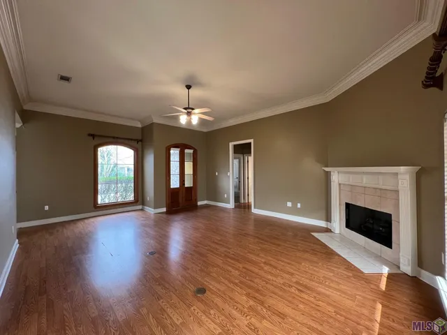 $2,300 | 6400 Pelican Crossing Drive, Gonzales, LA 70737