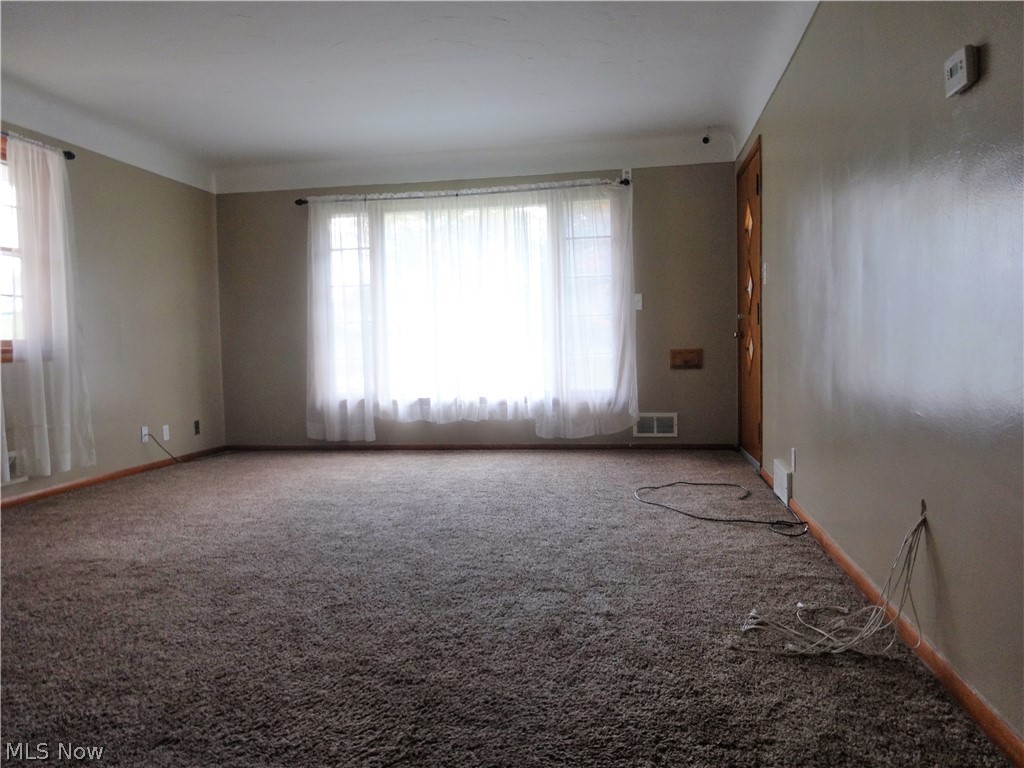 3940 West Sprague Road Parma, OH 44134 - Photo 6 of 34 Living room view from dining room