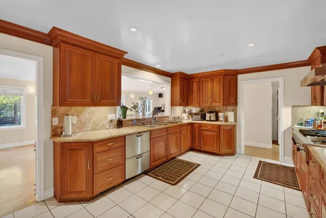 $5,999,000 | 746 Jacaranda Circle, Hillsborough, CA 94010