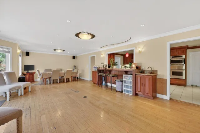 $5,999,000 | 746 Jacaranda Circle, Hillsborough, CA 94010