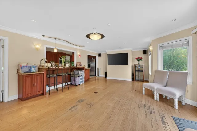 $5,999,000 | 746 Jacaranda Circle, Hillsborough, CA 94010